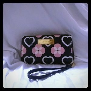 Betsey Johnson wallet